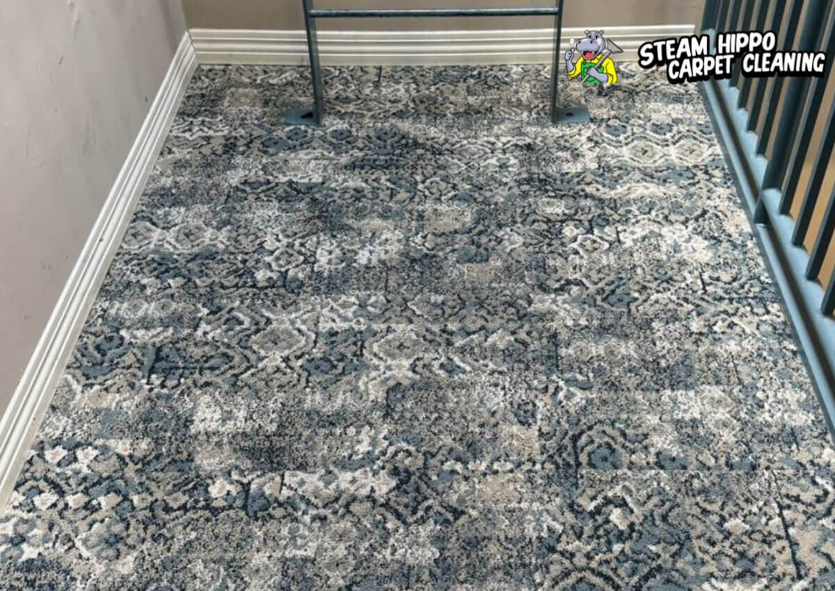 Before and after steam cleaning — Langing Carpet